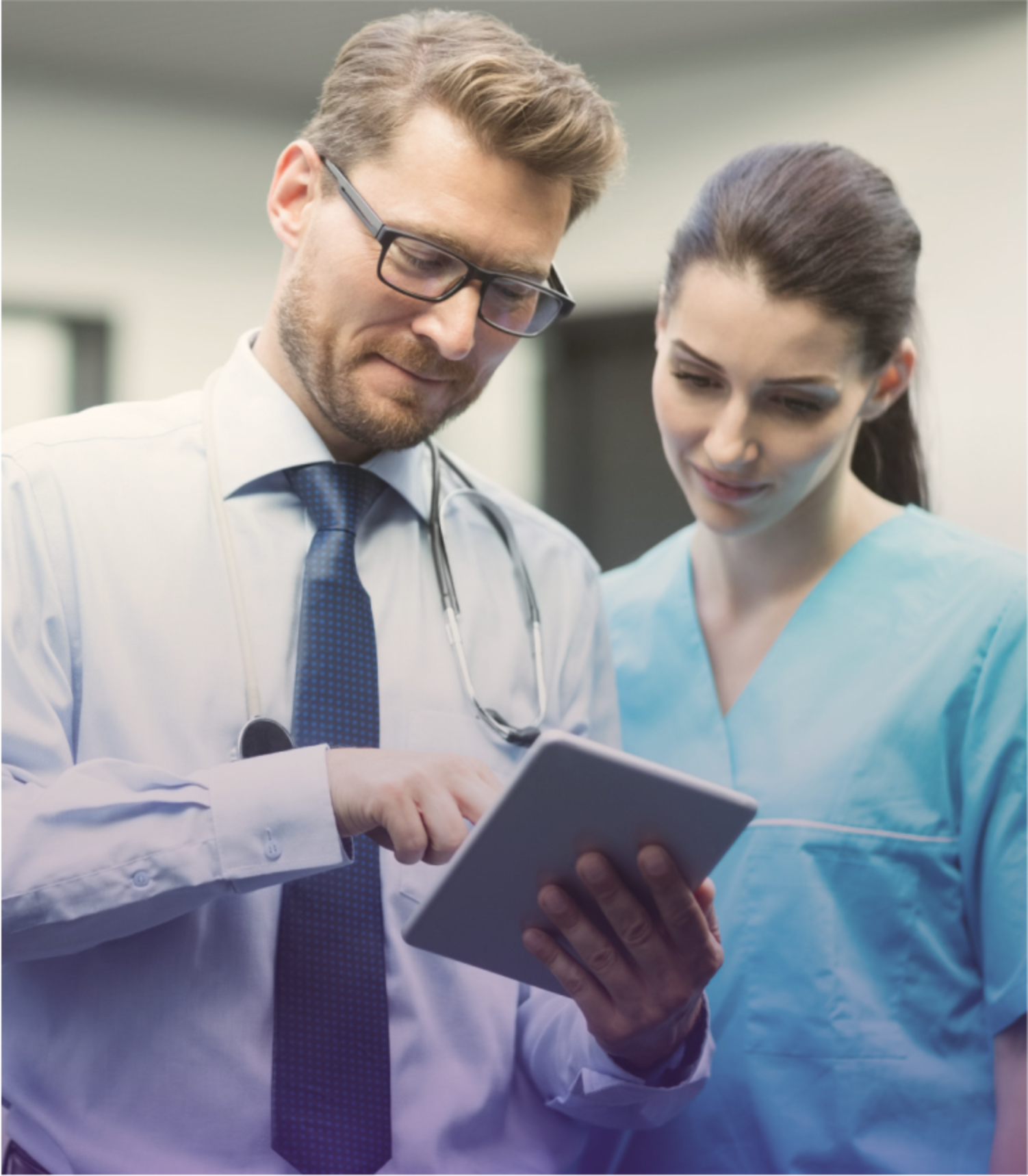 Locum Tenens Physician Talking to a Nurse